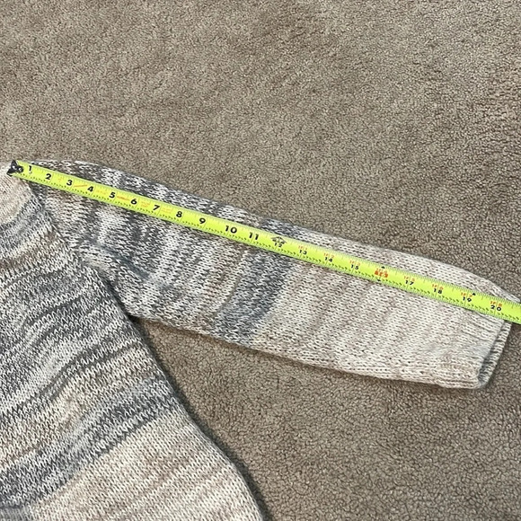 Garnett Hill 100% Baby Alpaca Knit Cardigan Sweater - Picture 9 of 10